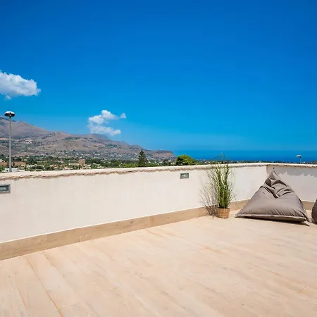 فيلة Hemera كاستيلاّماري ديل غو